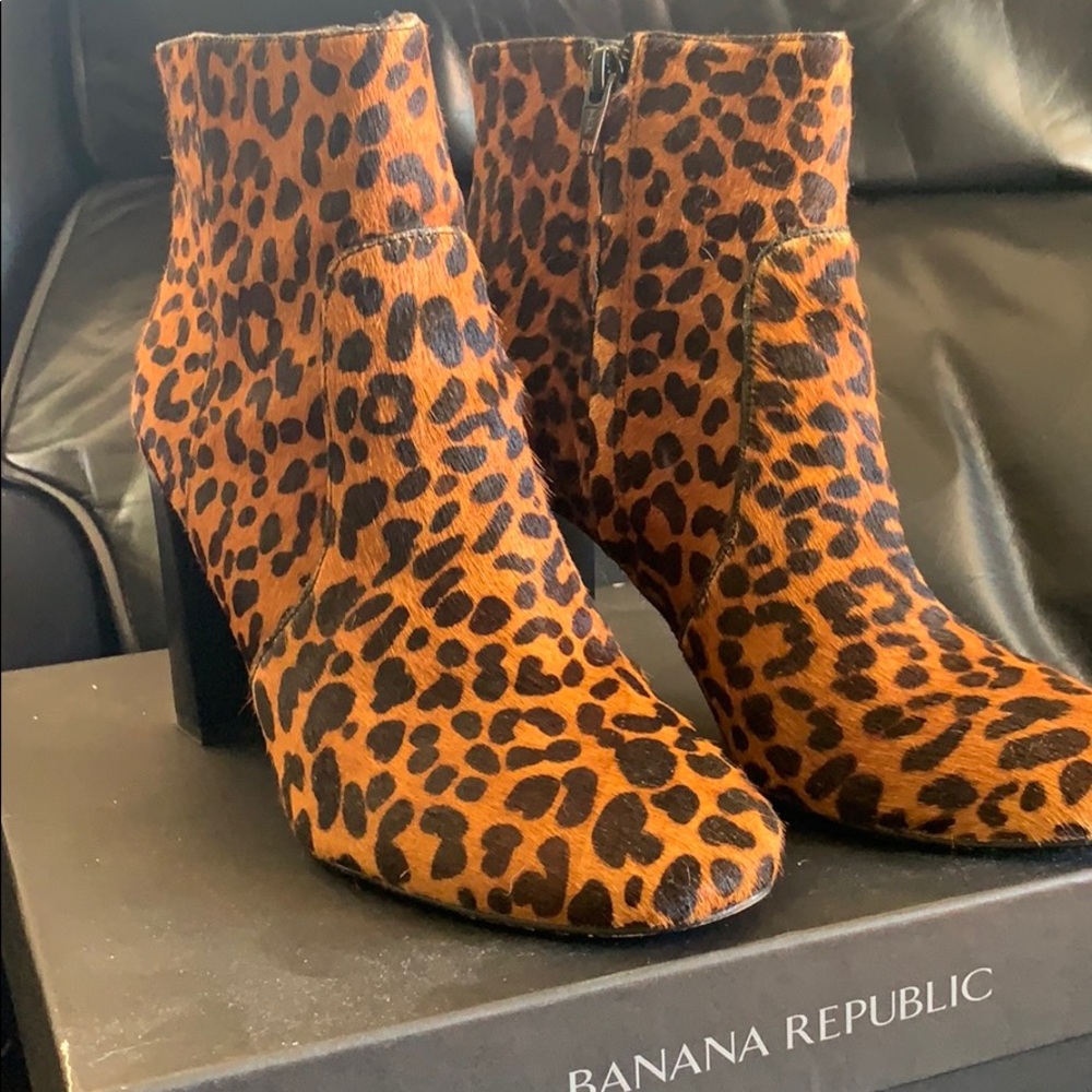 Banana republic pony hair boots